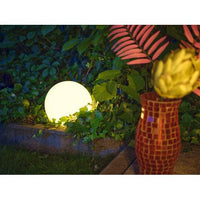 LEDVANCE ENDURA IBRIDO PALLA SOLARE Lampada da sentiero con picchetto da terra 25cm, 2W, 180lm LEDVANCE ENDURA IBRIDO PALLA SOLARE Lampada da sentiero con picchetto da terra 25cm, 2W, 180lm