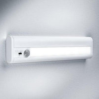 LEDVANCE Lineare LED Mobile Batteria Sottoarmadio Lampada 21,4cm con Sensore 1,9W / 4000K Bianco Freddo LEDVANCE Lineare LED Mobile Batteria Sottoarmadio Lampada 21,4cm con Sensore 1,9W / 4000K Bianco Freddo