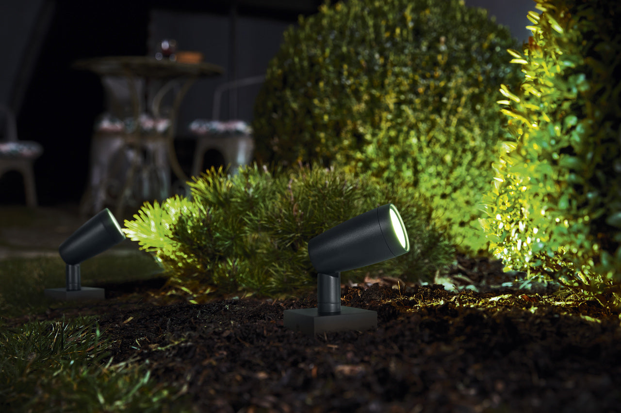 Smarte Gartenbeleuchtung: Helle Ideen für mehr Komfort, Atmosphäre & Sicherheit