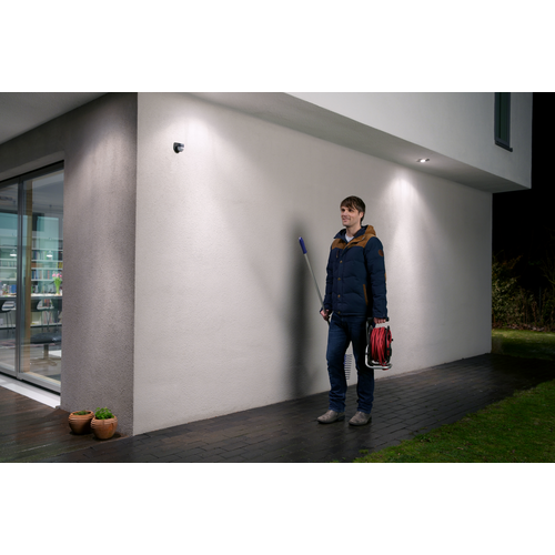 HUBER - Oval LED Wall Lamp with Motion Sensor 140° 10 W 800 lm IP54 HUBER - Oval LED Wall Lamp with Motion Sensor 140° 10 W 800 lm IP54